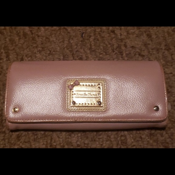 Samantha Thavasa wallet Authentic - Picture 1 of 6